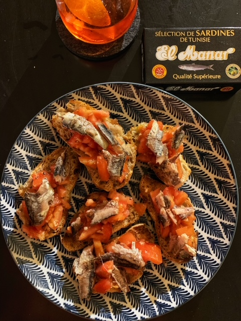 Sardines and tomato toast recipe for aperitivo 