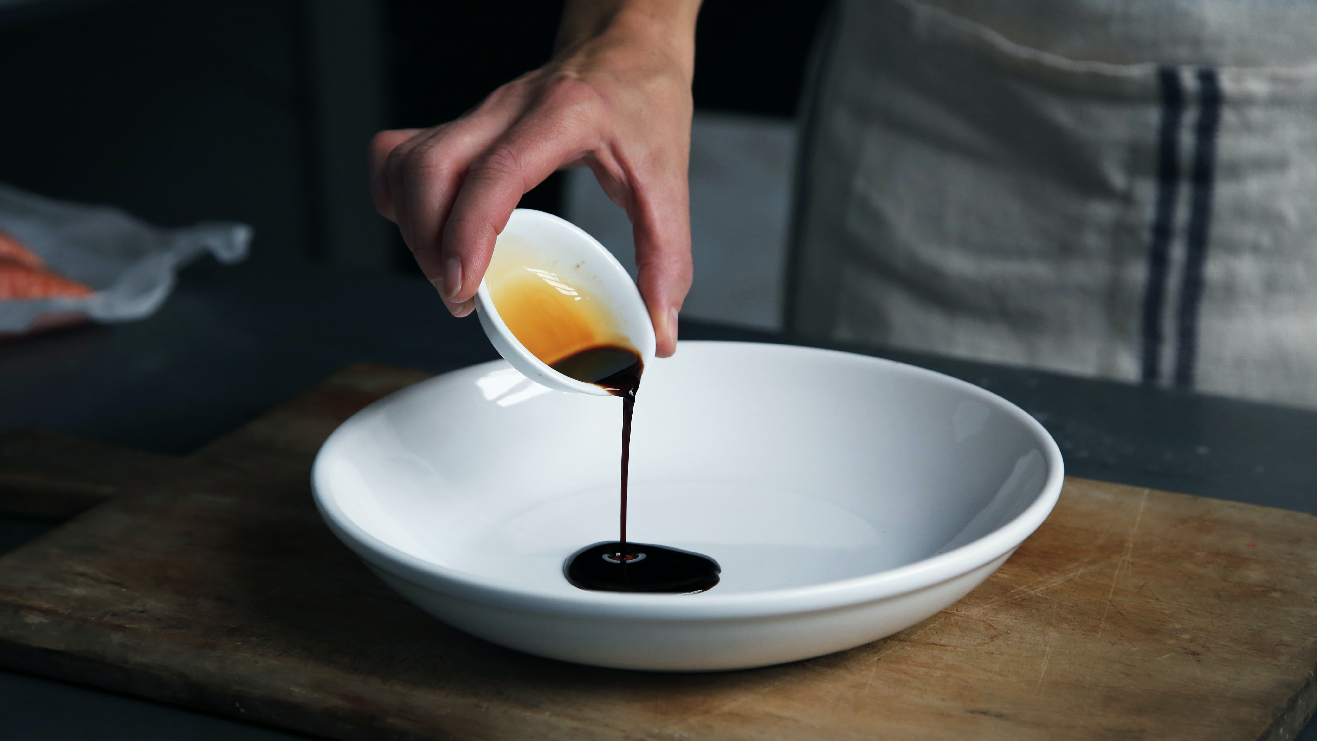 Balsamic Vinegar vs Balsamic Glaze: What's the Difference? - Artisan Olive Oil Company