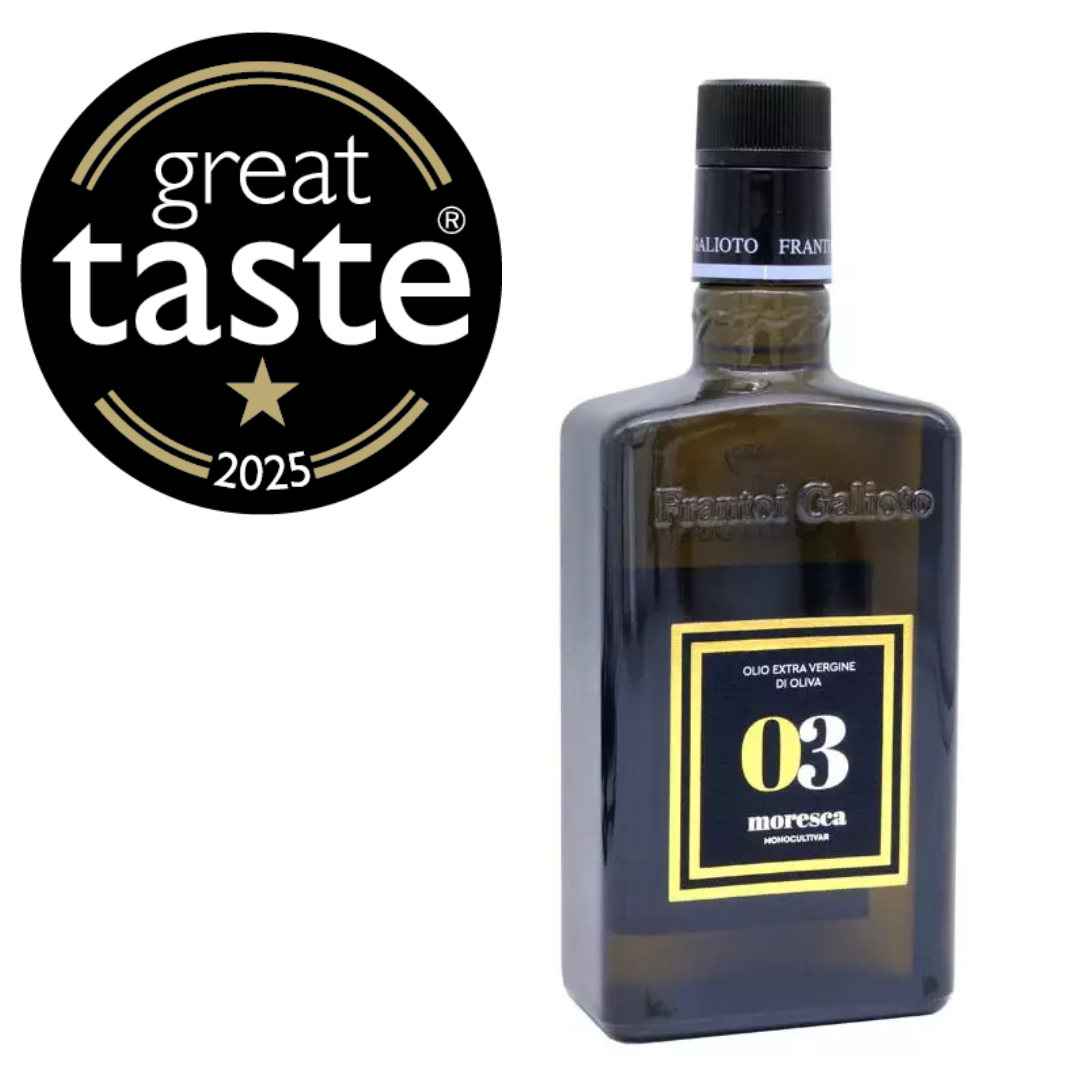 Buy ouu award-winning Italian olive oil from Sicily